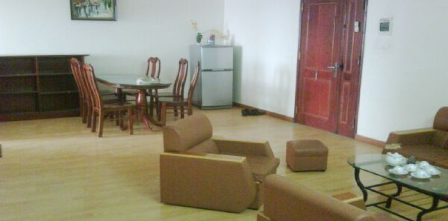 Квартира с 3 спальнями в Намтыльем, Ханой , № 8557