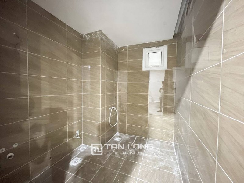 3 bedrooms Apartment in Tay Ho, Ha Noi, Vietnam No. 2227
