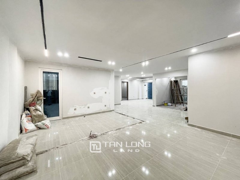 3 bedrooms Apartment in Tay Ho, Ha Noi, Vietnam No. 2227
