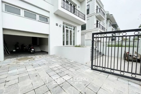 5 bedrooms Villa in Tay Ho, Ha Noi, No. 2231