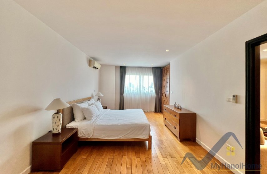 3 bedrooms Apartment in Hoan Kiem, Ha Noi, Vietnam No. 26618