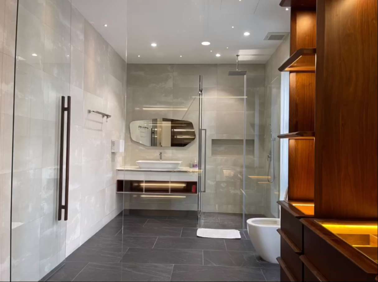 126m2 Townhouse in District 7, Ho Chi Minh, Vietnam No. 20440