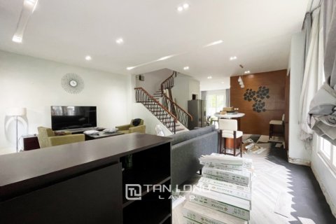 4 bedrooms Villa in Long Bien, Ha Noi, No. 2357