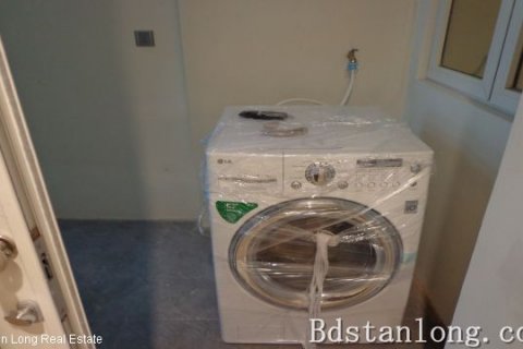 3 bedrooms Apartment in Tay Ho, Ha Noi, No. 7652 8