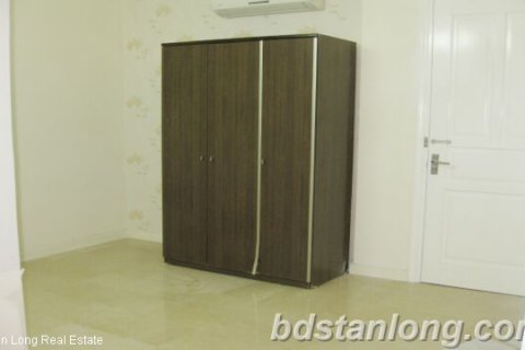 3 bedrooms Apartment in Tay Ho, Ha Noi, No. 7651 2