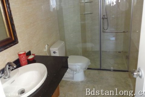 5 bedrooms Apartment in Tay Ho, Ha Noi, No. 7656 8