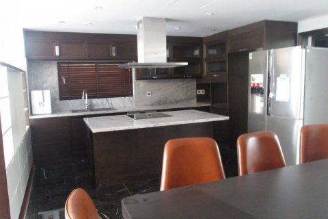 Квартира с 3 спальнями в Хоанкьем, Ханой , № 5596 7