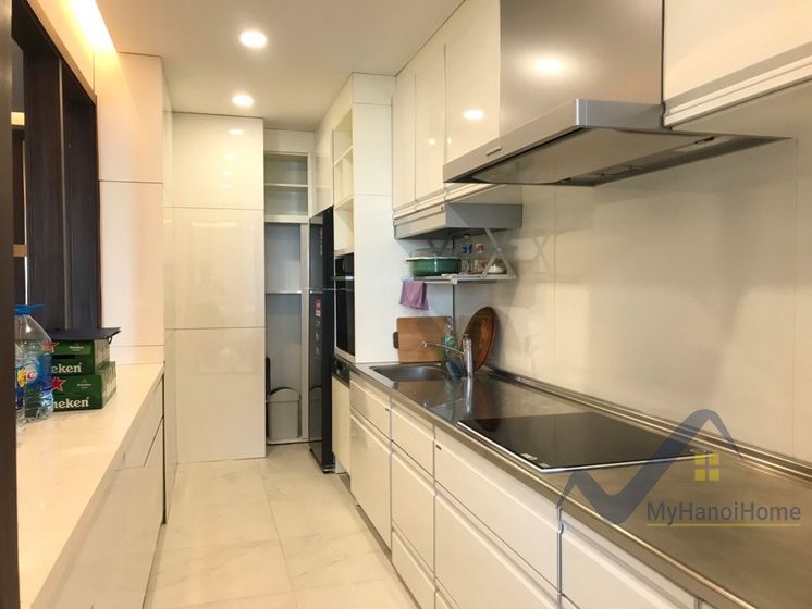 3 bedrooms Apartment in Ba Dinh, Ha Noi, Vietnam No. 19368