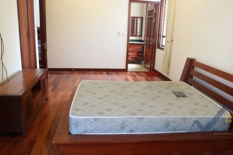 6 bedrooms Villa in Tay Ho, Ha Noi,  No. 19369 12