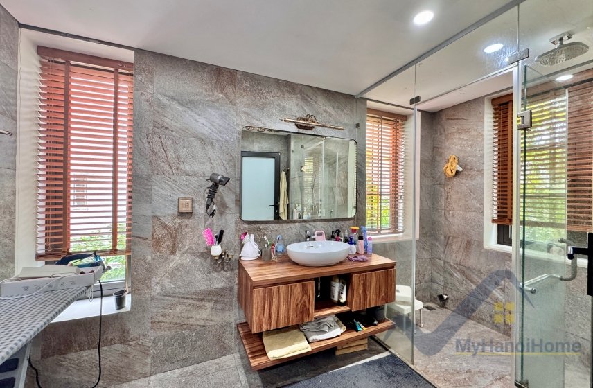 3 bedrooms House in Long Bien, Ha Noi, Vietnam No. 28885