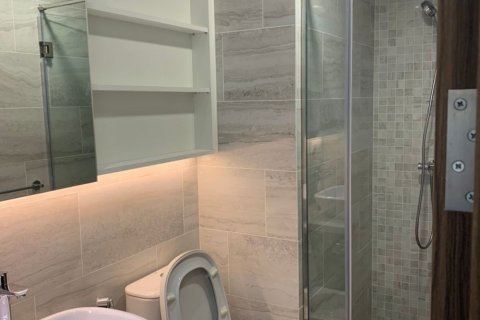 2 bedrooms Apartment in District 10, Ho Chi Minh,  No. 22240 2