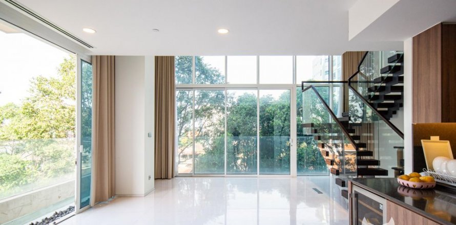 4 bedrooms Duplex in District 3, Ho Chi Minh, No. 23280