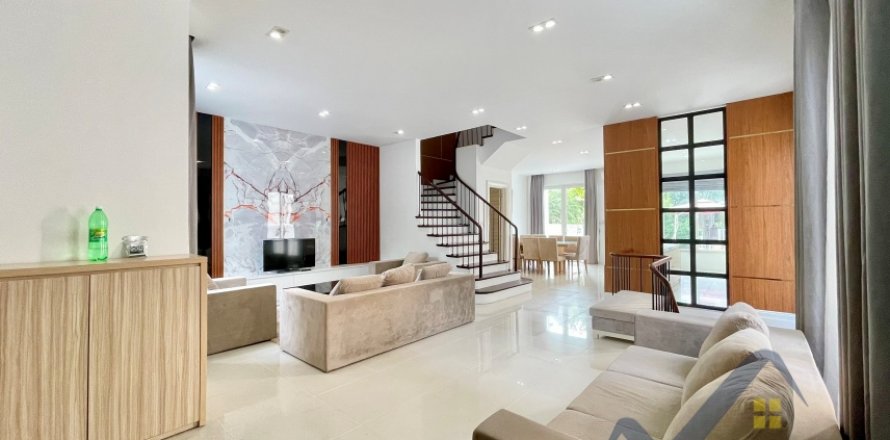 4 bedrooms Villa in Long Bien, Ha Noi, No. 19026