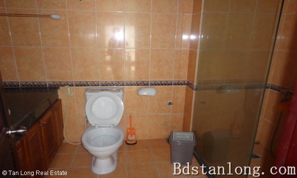 Квартира с 3 спальнями в Тэйхо, Ханой, Вьетнам № 7797