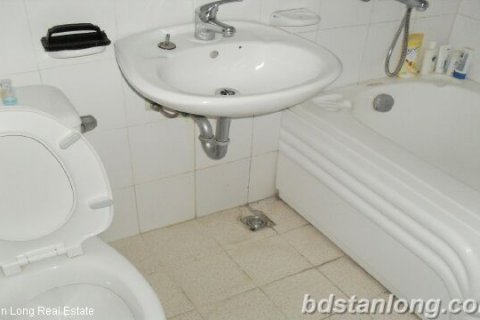 3 bedrooms Apartment in Dong Da, Ha Noi, No. 8250 5