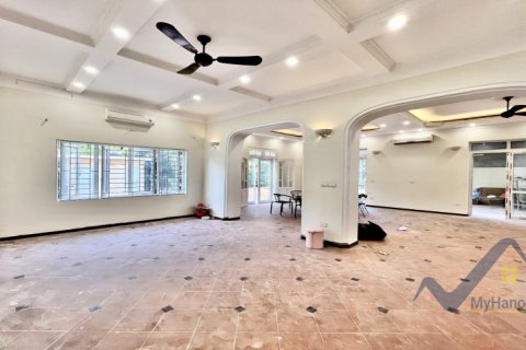 5 bedrooms Villa in Tay Ho, Ha Noi, No. 18929 6