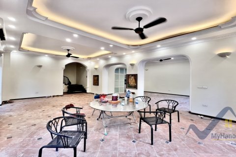 5 bedrooms Villa in Tay Ho, Ha Noi, No. 18929 4