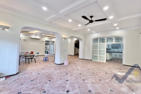 5 bedrooms Villa in Tay Ho, Ha Noi, No. 18929 3