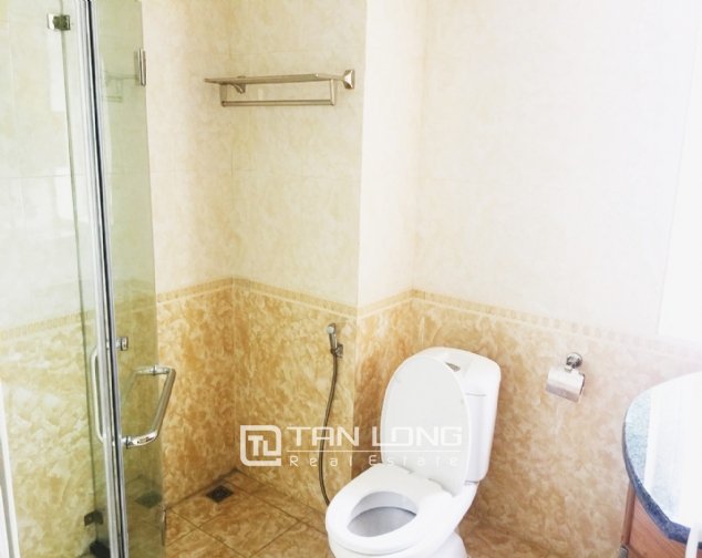 Квартира с 2 спальнями в Бадинь, Ханой, Вьетнам № 3265