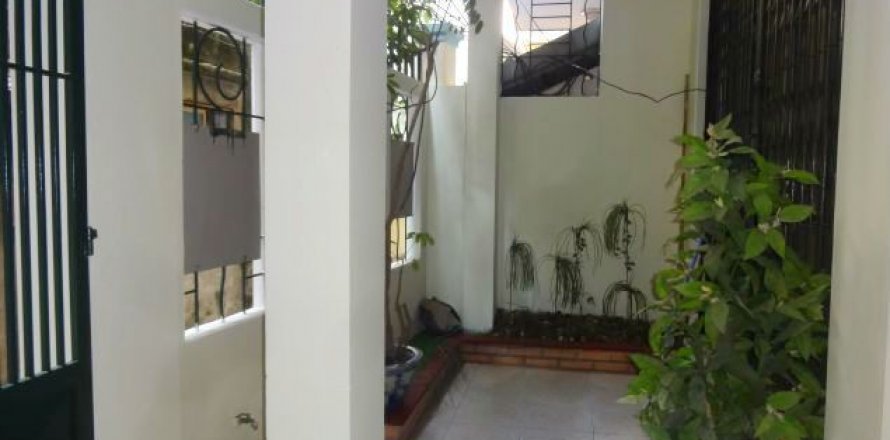 4 bedrooms House in Tay Ho, Ha Noi, No. 3270