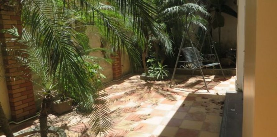 4 bedrooms Villa in Tay Ho, Ha Noi, No. 5674