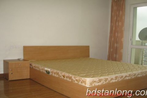 Квартира с 3 спальнями в Тэйхо, Ханой , № 8676 3