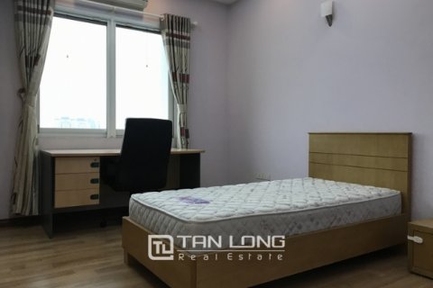 3 bedrooms Apartment in Tay Ho, Ha Noi, No. 3243 5
