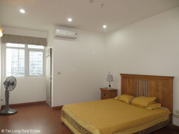 3 bedrooms Apartment in Cau Giay, Ha Noi, Vietnam No. 6427