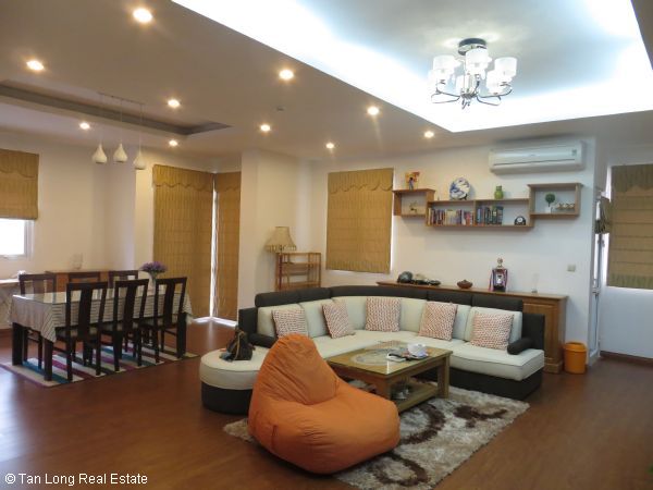 3 bedrooms Apartment in Cau Giay, Ha Noi, Vietnam No. 6427