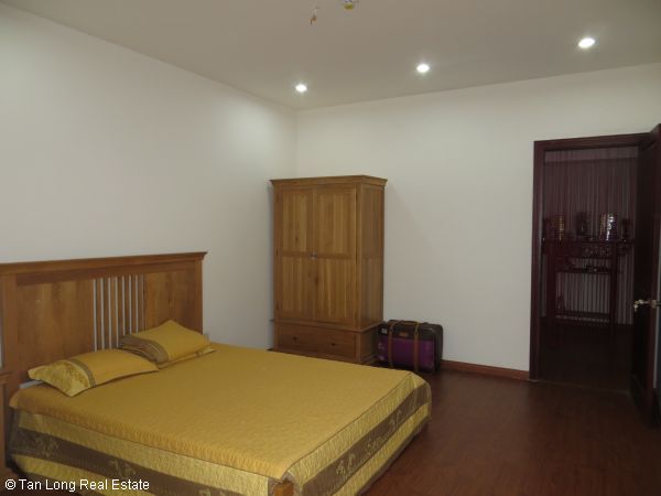 3 bedrooms Apartment in Cau Giay, Ha Noi, Vietnam No. 6427