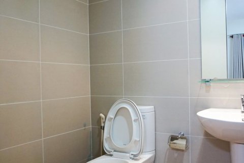 Квартира с 3 спальнями в Тхудык, Хошимин ,  № 22407 7