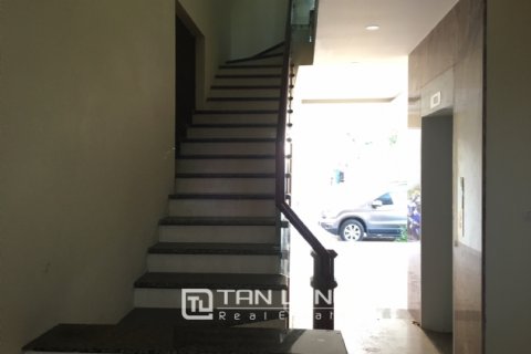 5 bedrooms House in Tay Ho, Ha Noi, No. 3313 8