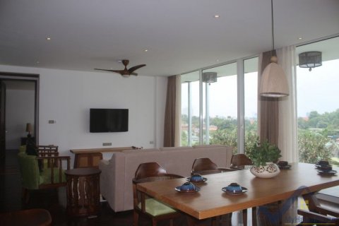 4 bedrooms Apartment in Tay Ho, Ha Noi, No. 19584 2