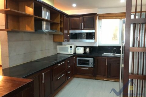 3 bedrooms Apartment in Tay Ho, Ha Noi,  No. 19588 3