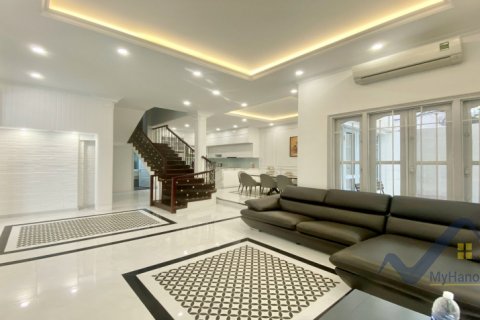 5 bedrooms Villa in Tay Ho, Ha Noi, No. 18963 4