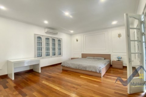 5 bedrooms Villa in Tay Ho, Ha Noi, No. 18963 8