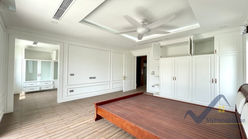4 bedrooms Villa in Long Bien, Ha Noi, Vietnam No. 18959