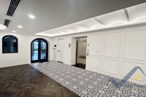 7 bedrooms Villa in Tay Ho, Ha Noi,  No. 18964