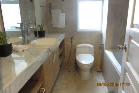 3 bedrooms Apartment in Tay Ho, Ha Noi,  No. 5947 12