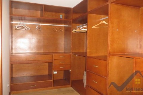 Вилла с 4 спальнями в Лонгбьен, Ханой , № 19984 12
