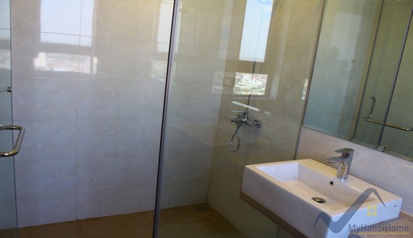 3 bedrooms Apartment in Long Bien, Ha Noi, Vietnam No. 19986