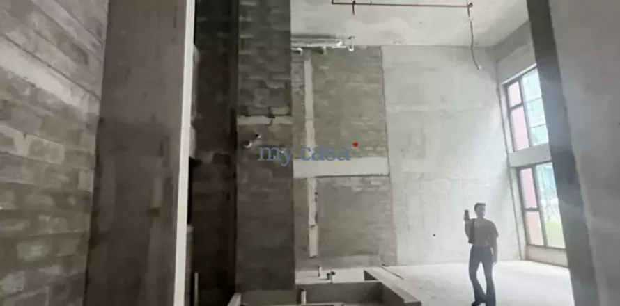 Квартира с 4 спальнями в Тхудык, Хошимин , № 11119