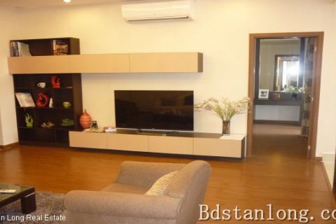 4 bedrooms Apartment in Cau Giay, Ha Noi,  No. 8359 2