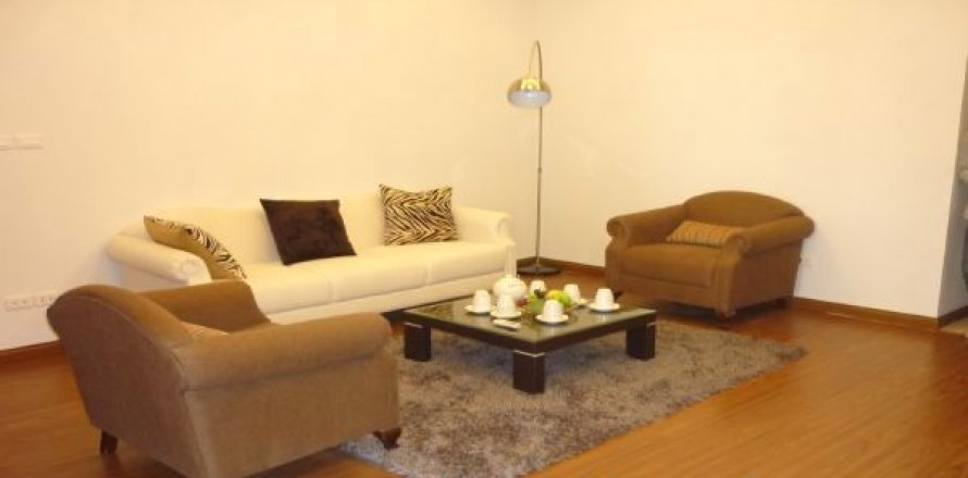 4 bedrooms Apartment in Cau Giay, Ha Noi,  No. 8359