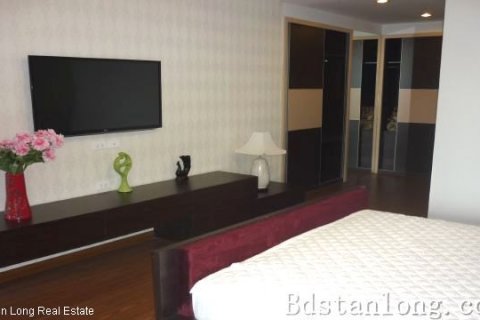 4 bedrooms Apartment in Cau Giay, Ha Noi,  No. 8359 8