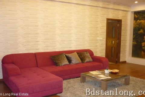 3 bedrooms Apartment in Cau Giay, Ha Noi, No. 8360