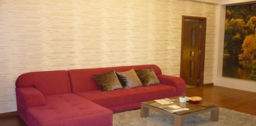 3 bedrooms Apartment in Cau Giay, Ha Noi,  No. 8360