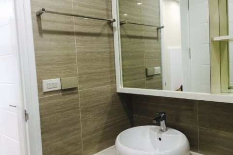 2 bedrooms Apartment in Dong Da, Ha Noi, No. 4148 9