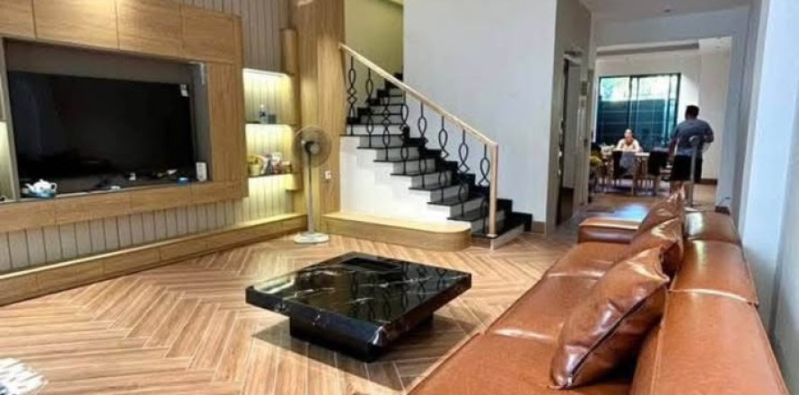 Дом с 4 спальнями в Нячанг, № 27822