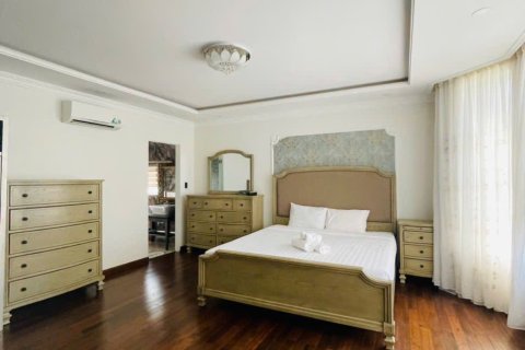 7 bedrooms Villa in Nha Trang,  No. 27817 15